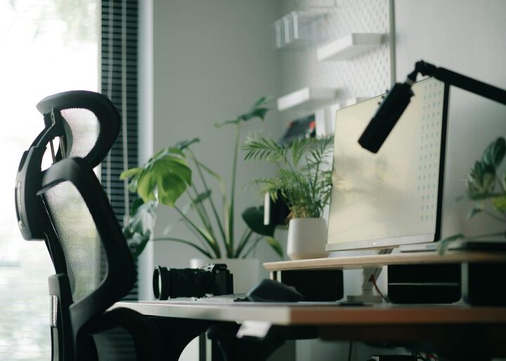 Tips for Creating a Cozy and Functional Home Office Space